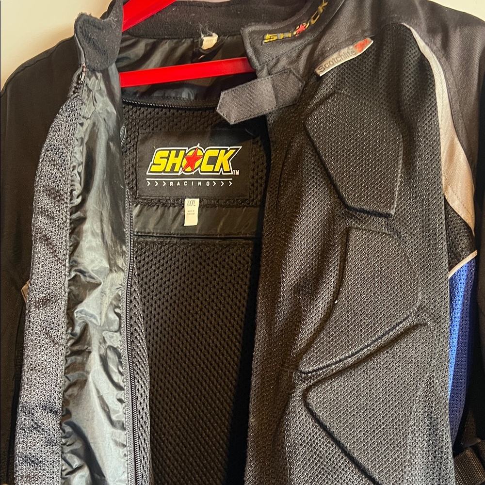 Dynamic Black And Blue Performance Jacket - image 4